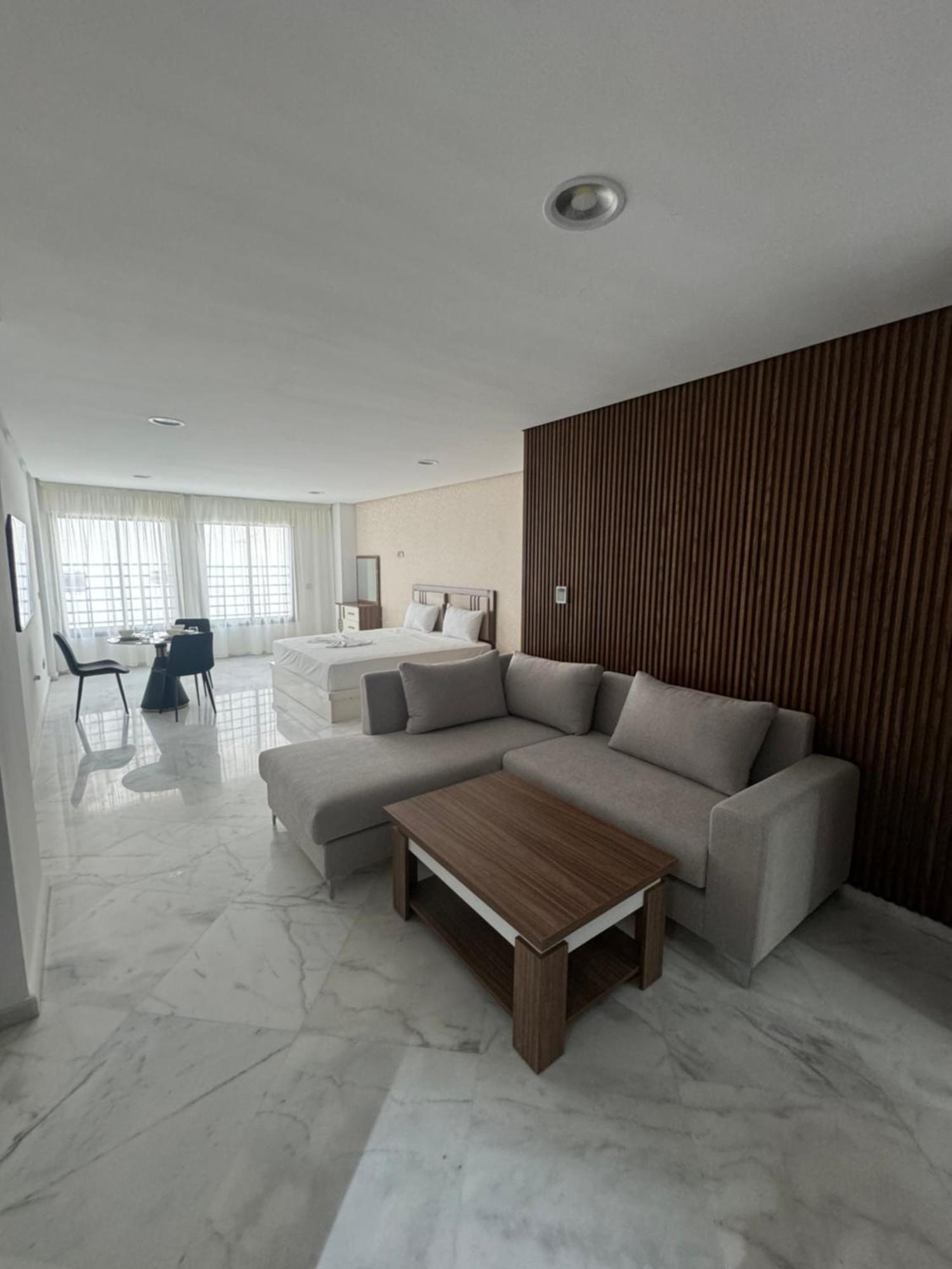 Facelift Sweet * Tanger